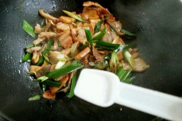 猪肉炒蘑菇的做法图解12