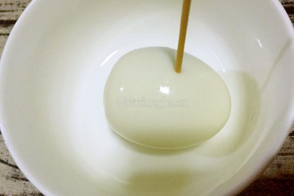 当归红糖鸡蛋的做法图解2