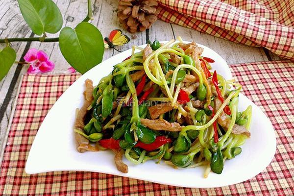 豆苗炒肉的做法图解7