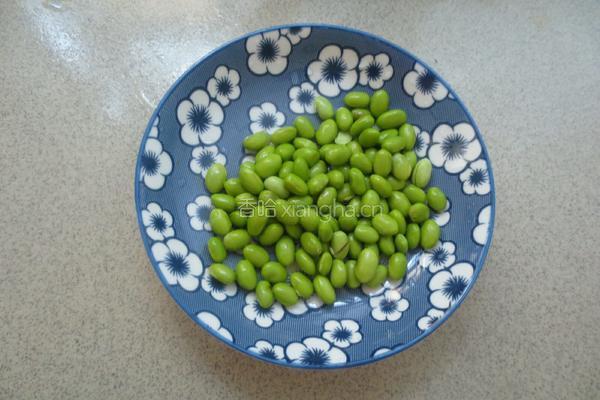 炒毛豆米的做法图解3