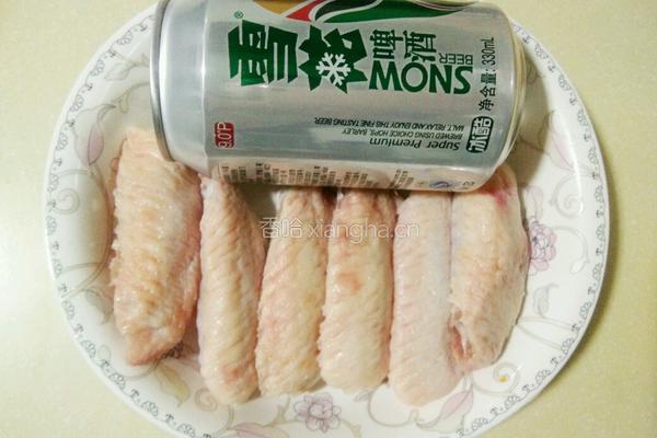 啤酒烧鸡翅的做法图解1
