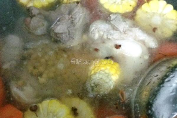 萝卜玉米炖棒骨的做法图解5