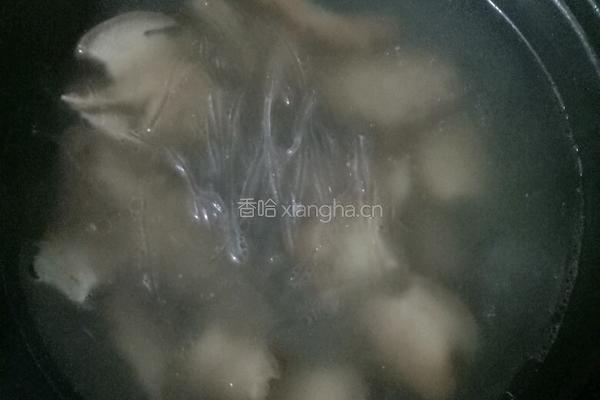 腊肉煲汤的做法图解5