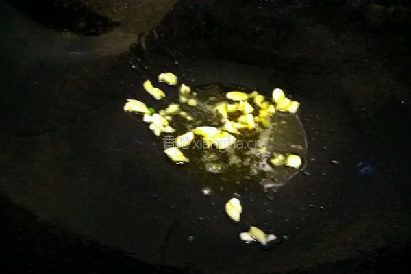 豆腐烧鱿鱼的做法图解5