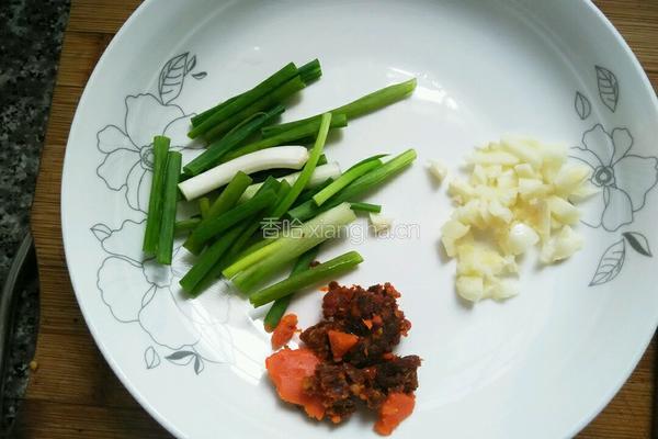白菜粉条的做法图解3