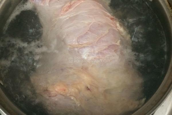 牛腩炖腐竹的做法图解2