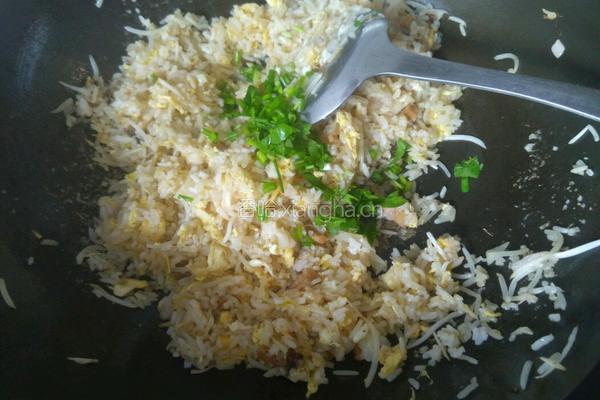 芽菜炒饭的做法图解7