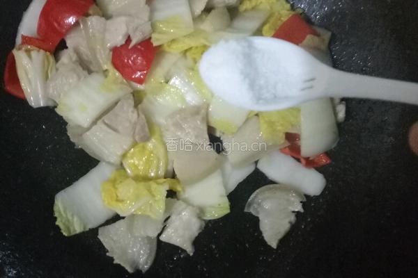 大白菜炒肉的做法图解7