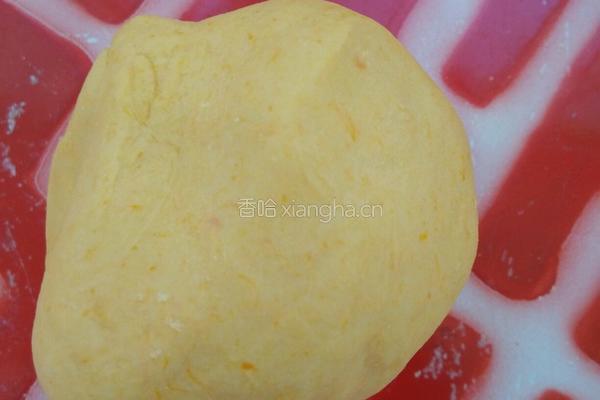 玉米饺子的做法图解1