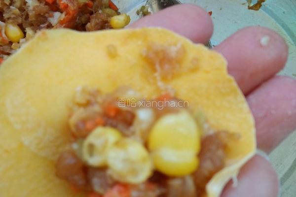 玉米饺子的做法图解8
