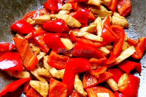 大红椒炒鸡胸肉的做法图解4