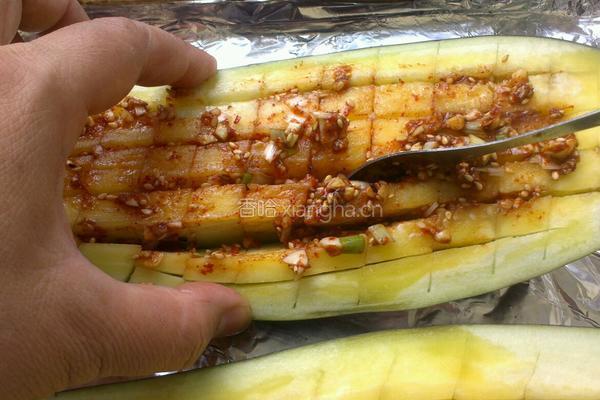 蒜烤茄子的做法图解4
