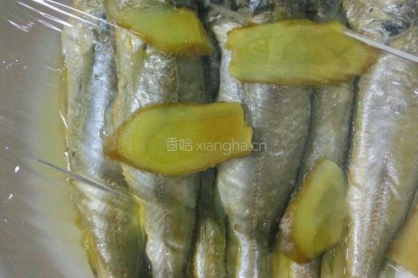 清蒸小黄鱼的做法图解3