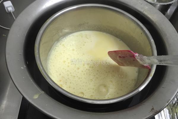 抹茶慕斯蛋糕的做法图解4