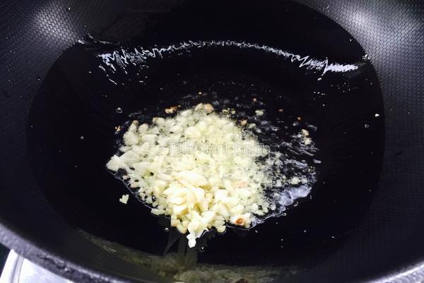 香菇肉末的做法图解3