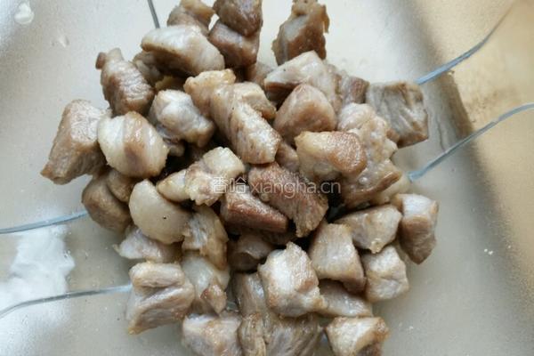 红烧梅花肉的做法图解3