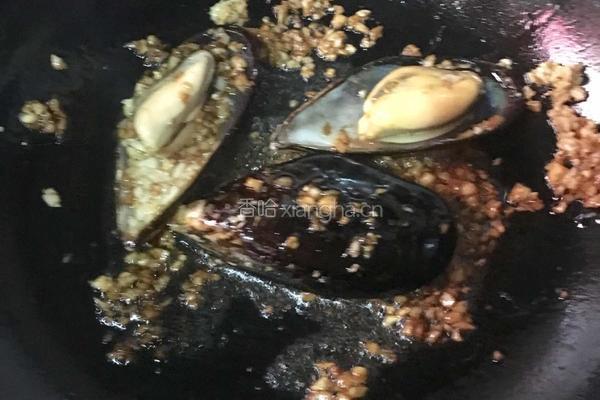 蒜香青口的做法图解7