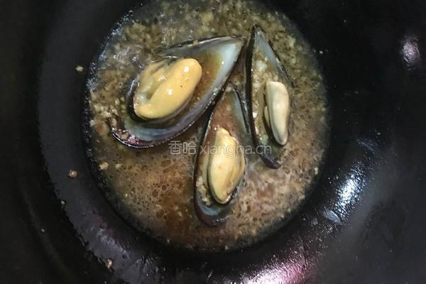 蒜香青口的做法图解8