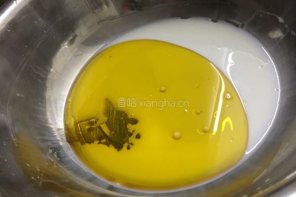抹茶红豆蛋糕卷的做法图解4