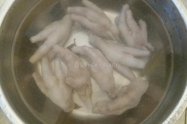 凉拌凤爪的做法图解5