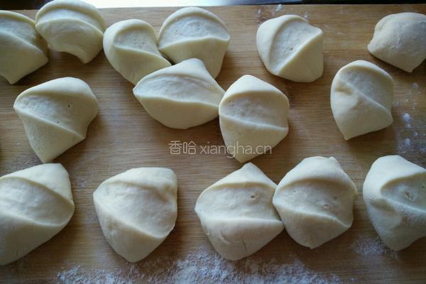 雪菜包子的做法图解6