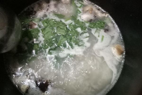 香菇鸭肉粥的做法图解5