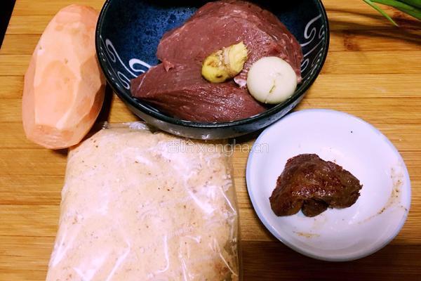 川式粉蒸牛肉的做法图解1
