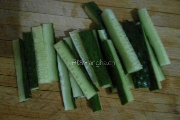 开胃黄瓜的做法图解2
