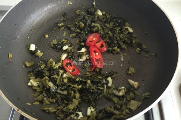 酸菜炒土豆丝的做法图解7
