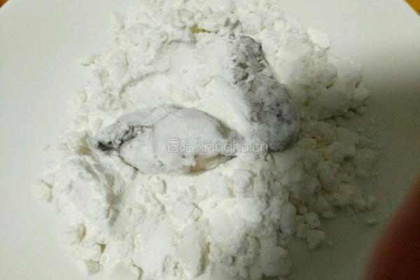 炸牡蛎的做法图解5