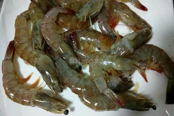 椒盐虾菇的做法图解1