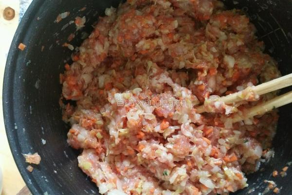 白菜猪肉水饺的做法图解5