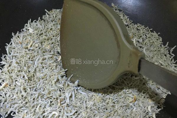 韩式小鳀鱼的做法图解1