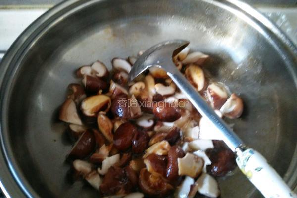 香菇燉土豆（素)的做法图解4