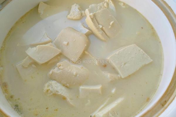 鲫鱼豆腐汤的做法图解8