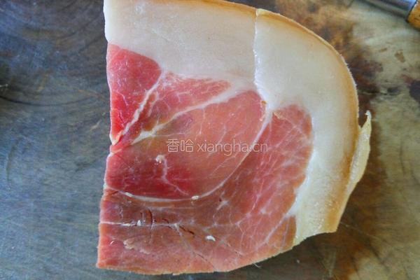 蒸咸肉的做法图解1