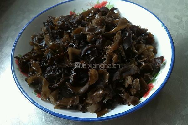 芥末油拌木耳的做法图解5