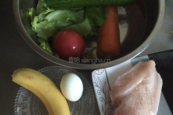 鸡肉蔬果沙拉的做法图解1