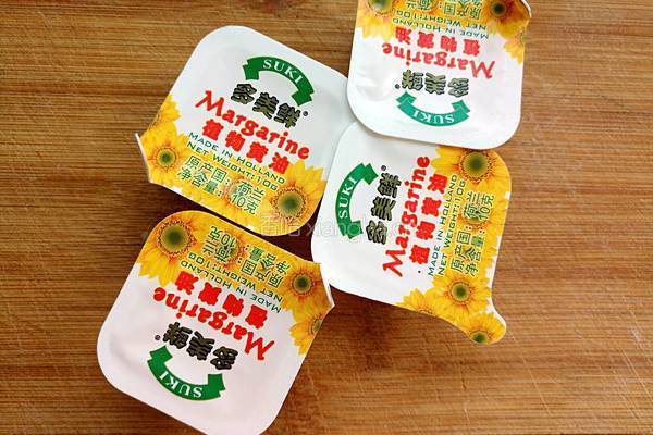 黄油玉米棒的做法图解2