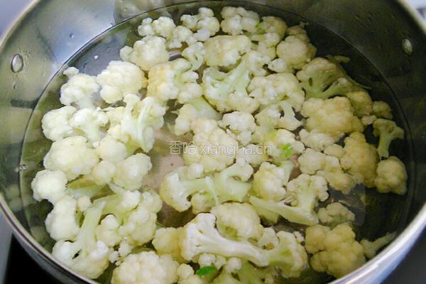 清炒菜花的做法图解4