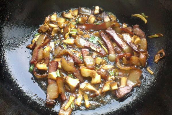 腊肉豆角焖饭的做法图解6