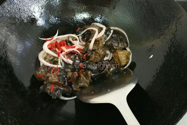 木耳洋葱的做法图解5