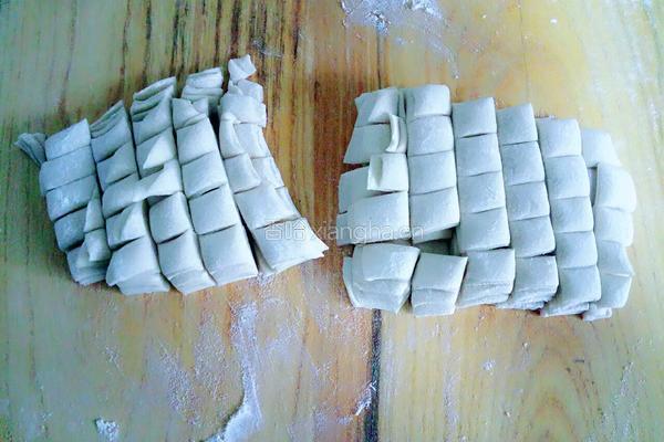 懒麻食的做法图解13