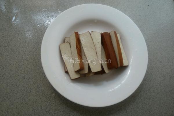 青椒香干肉丝的做法图解2