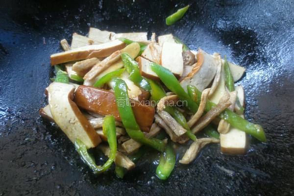 青椒香干肉丝的做法图解10