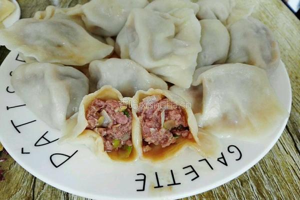 牛肉大葱饺子的做法图解13