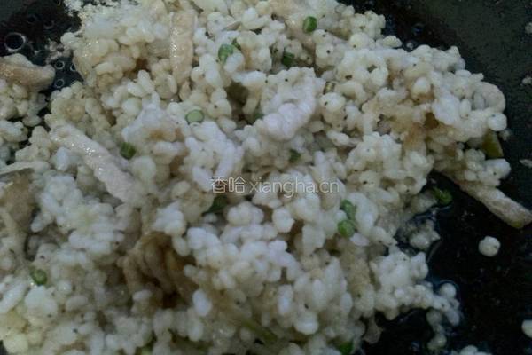 榨菜肉丝炒高粱饭的做法图解7