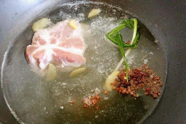 口水梅花肉的做法图解1