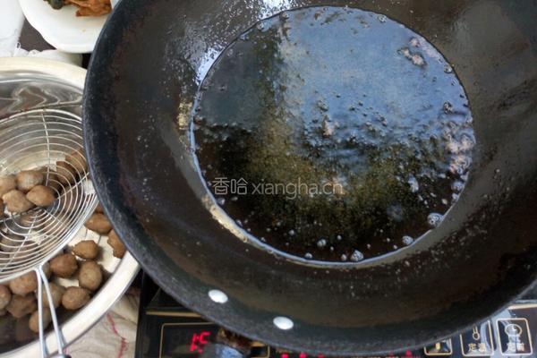 干炸肉丸子的做法图解13
