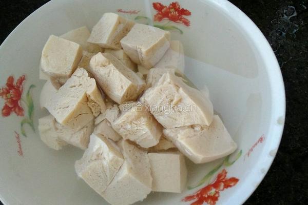 小白菜炖冻豆腐的做法图解3